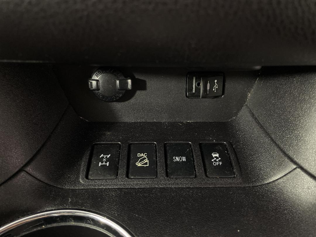 Photo '28' of Toyota Highlander