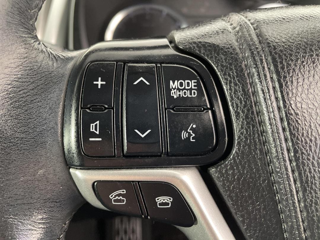 Photo '27' of Toyota Highlander