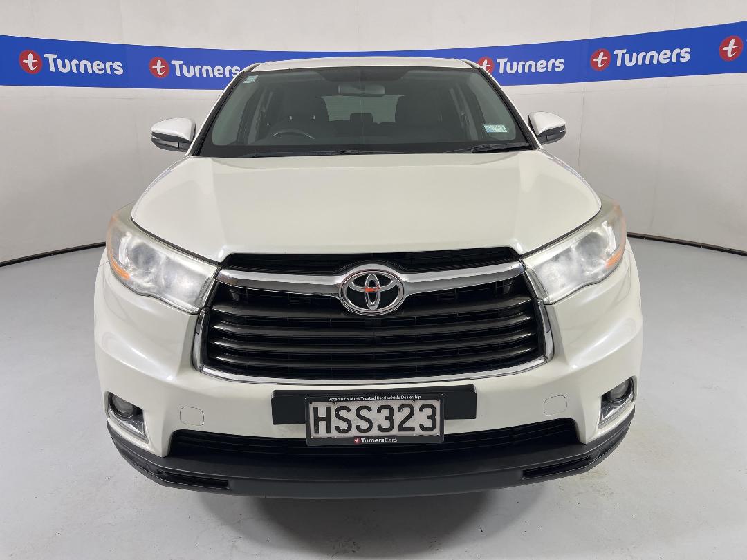 Photo '2' of Toyota Highlander
