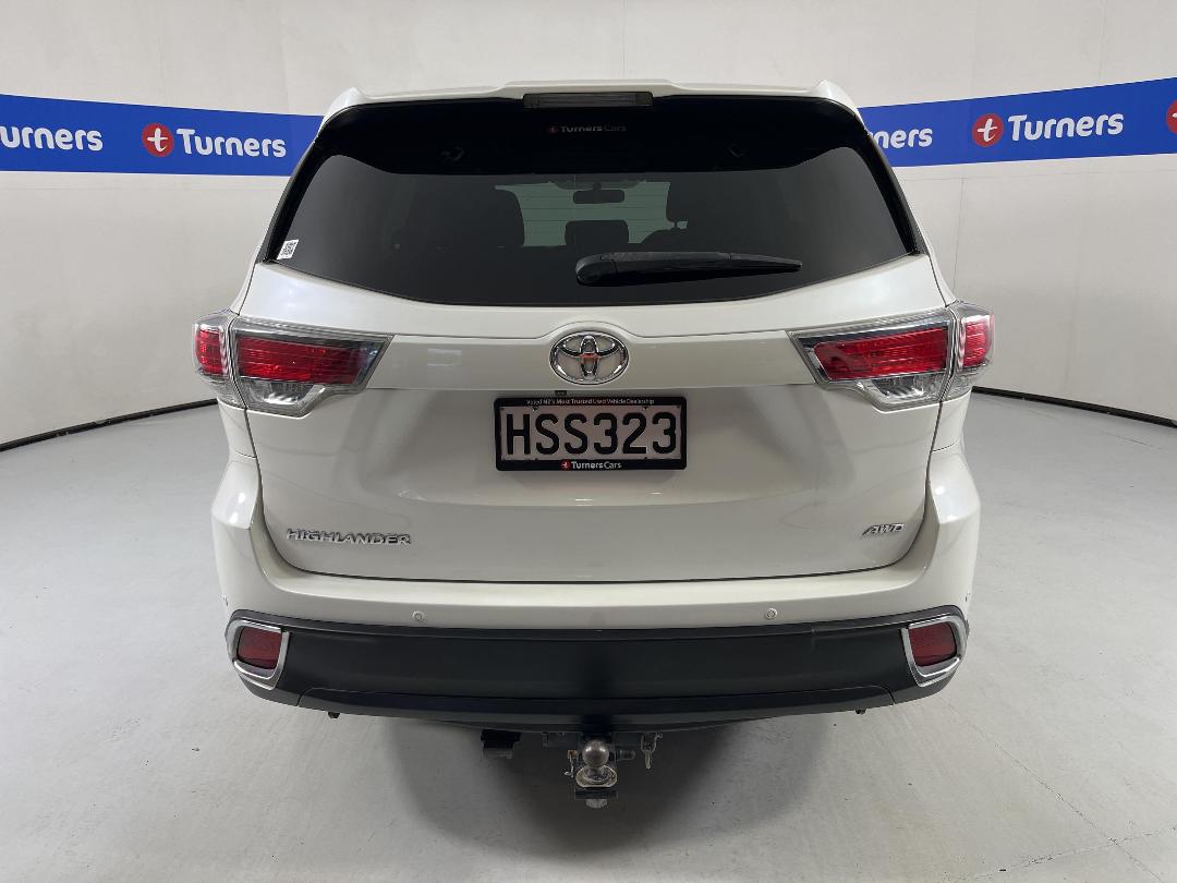 Photo '6' of Toyota Highlander