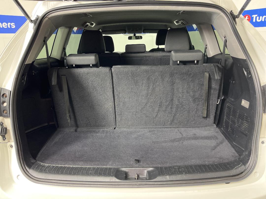 Photo '27' of Toyota Highlander