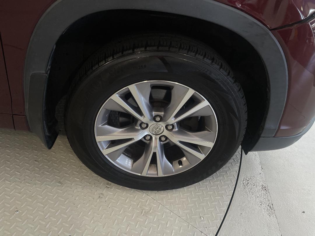 Photo '9' of Toyota Highlander