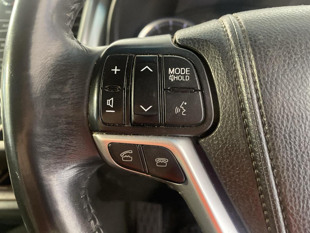 Photo '27' of Toyota Highlander