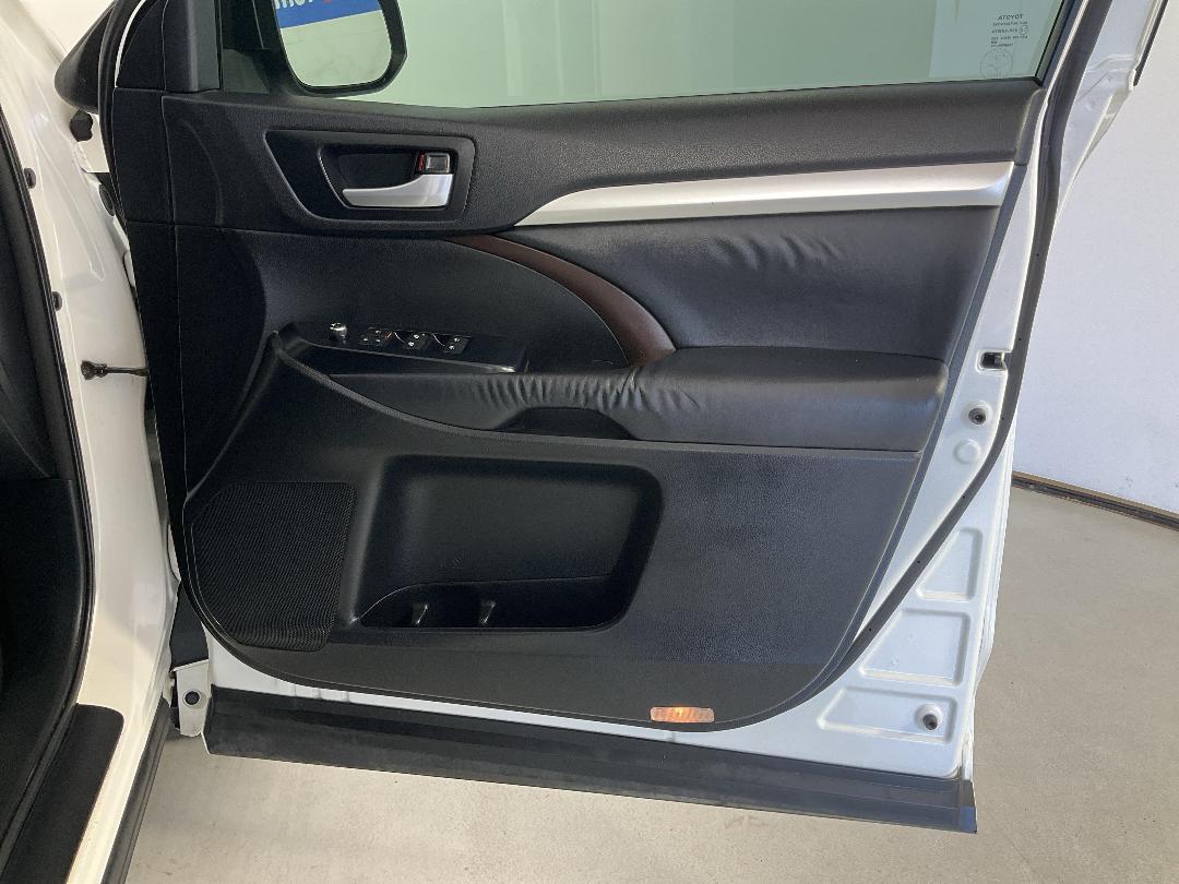 Photo '15' of Toyota Highlander