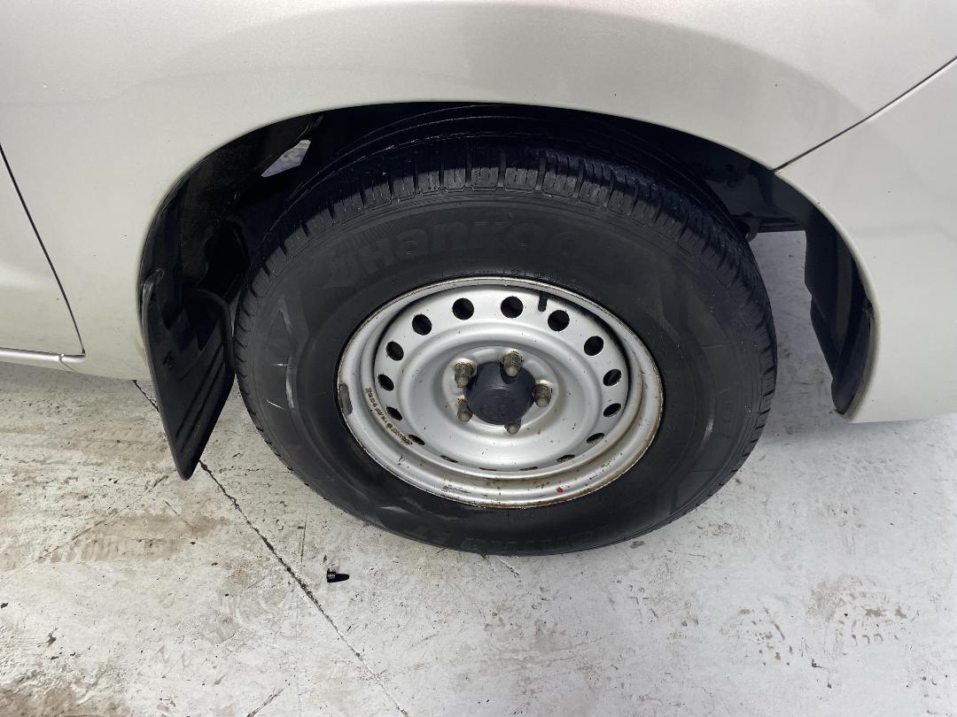 Photo '9' of Toyota Hilux