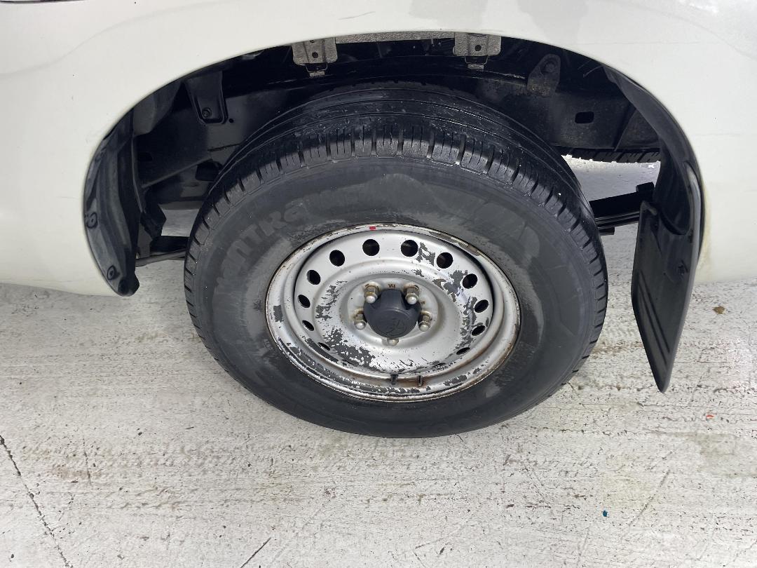 Photo '11' of Toyota Hilux