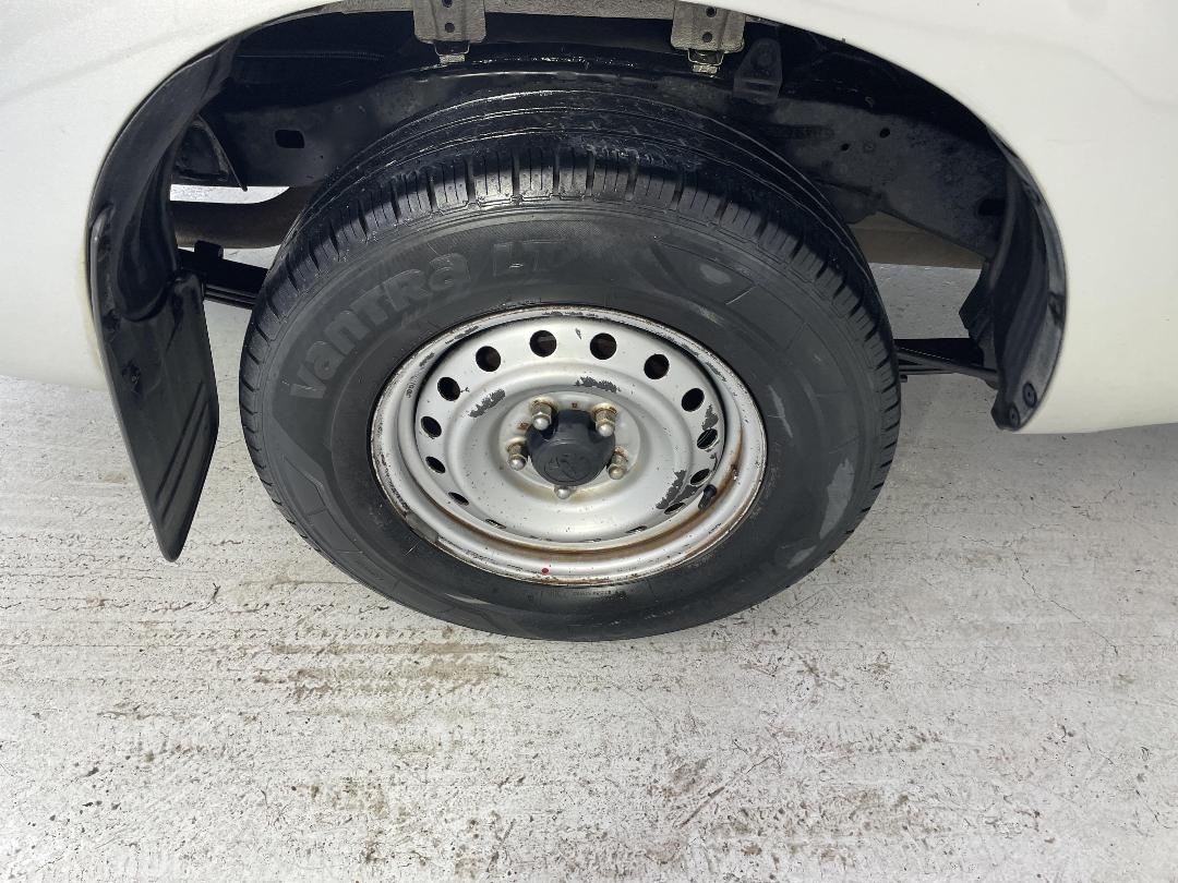 Photo '12' of Toyota Hilux