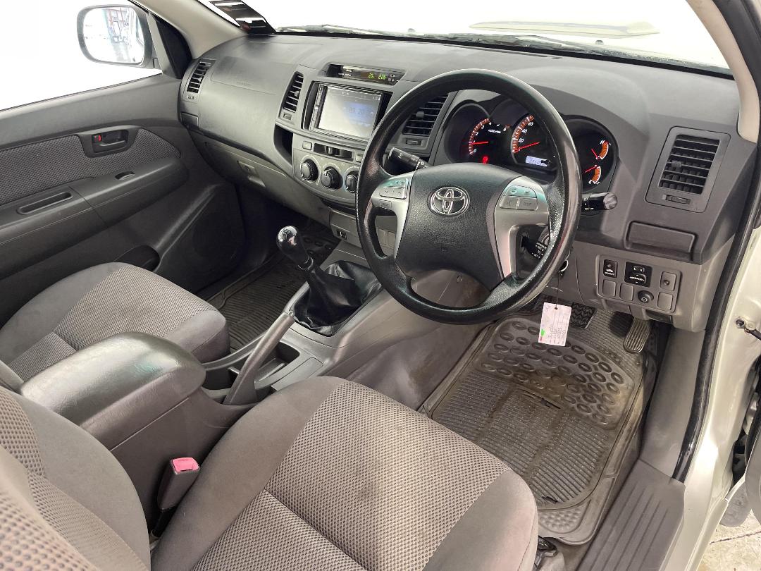 Photo '17' of Toyota Hilux