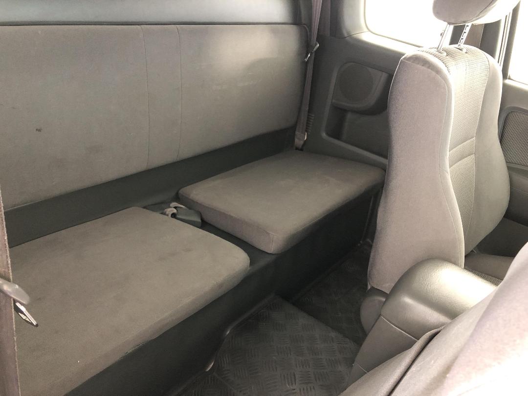 Photo '19' of Toyota Hilux Photo '19' of Toyota Hilux