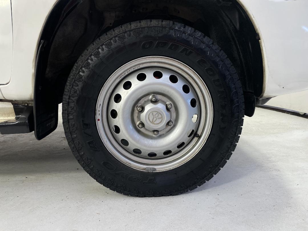 Photo '9' of Toyota Hilux