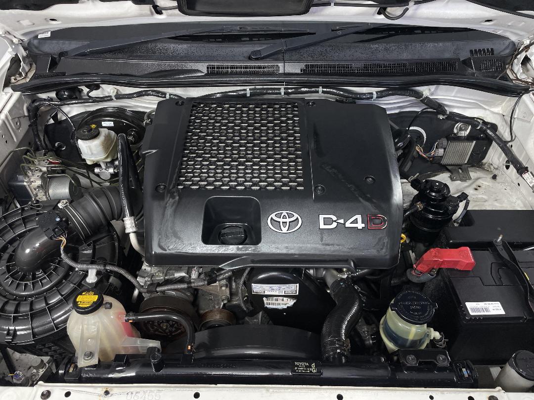 Photo '13' of Toyota Hilux