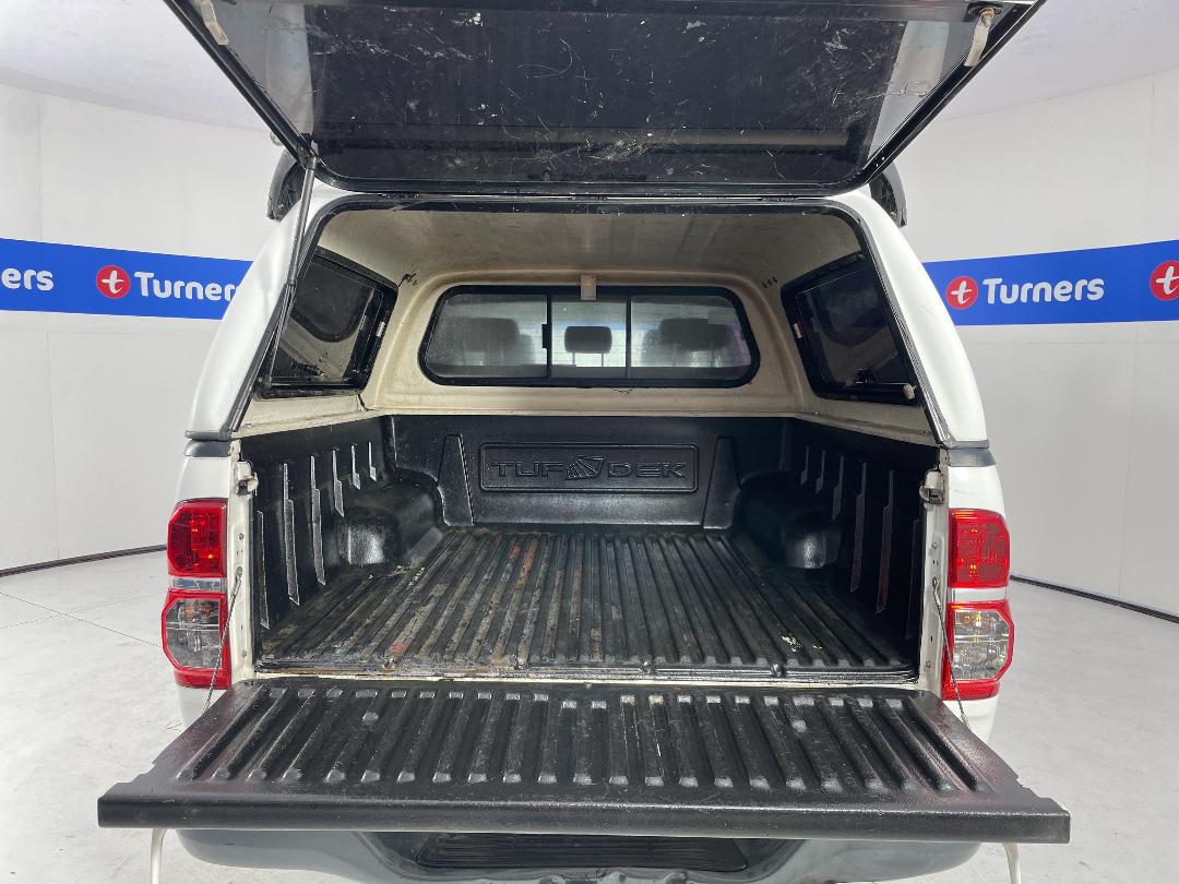 Photo '14' of Toyota Hilux