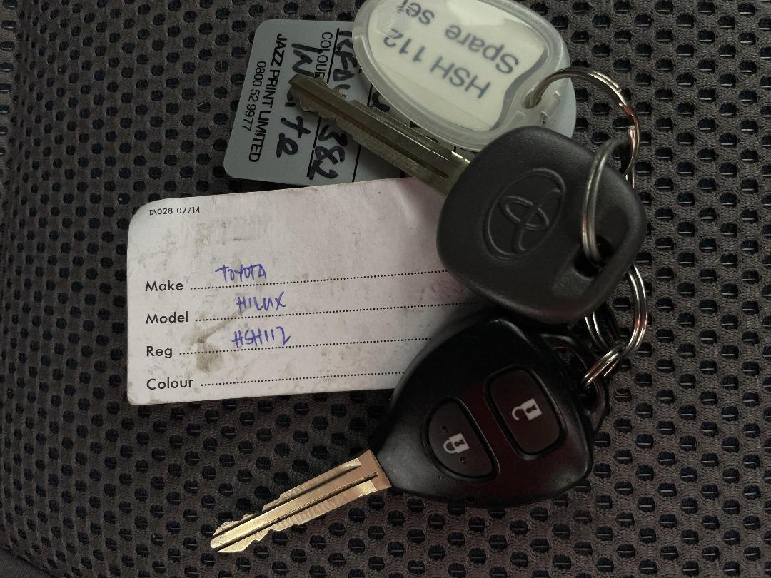 Photo '22' of Toyota Hilux