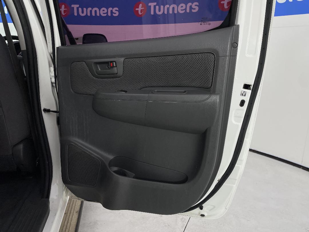 Photo '19' of Toyota Hilux