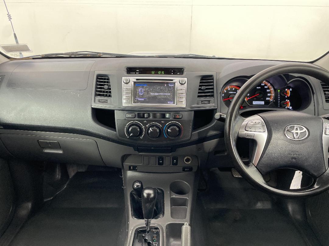 Photo '17' of Toyota Hilux