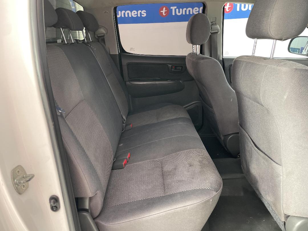 Photo '20' of Toyota Hilux