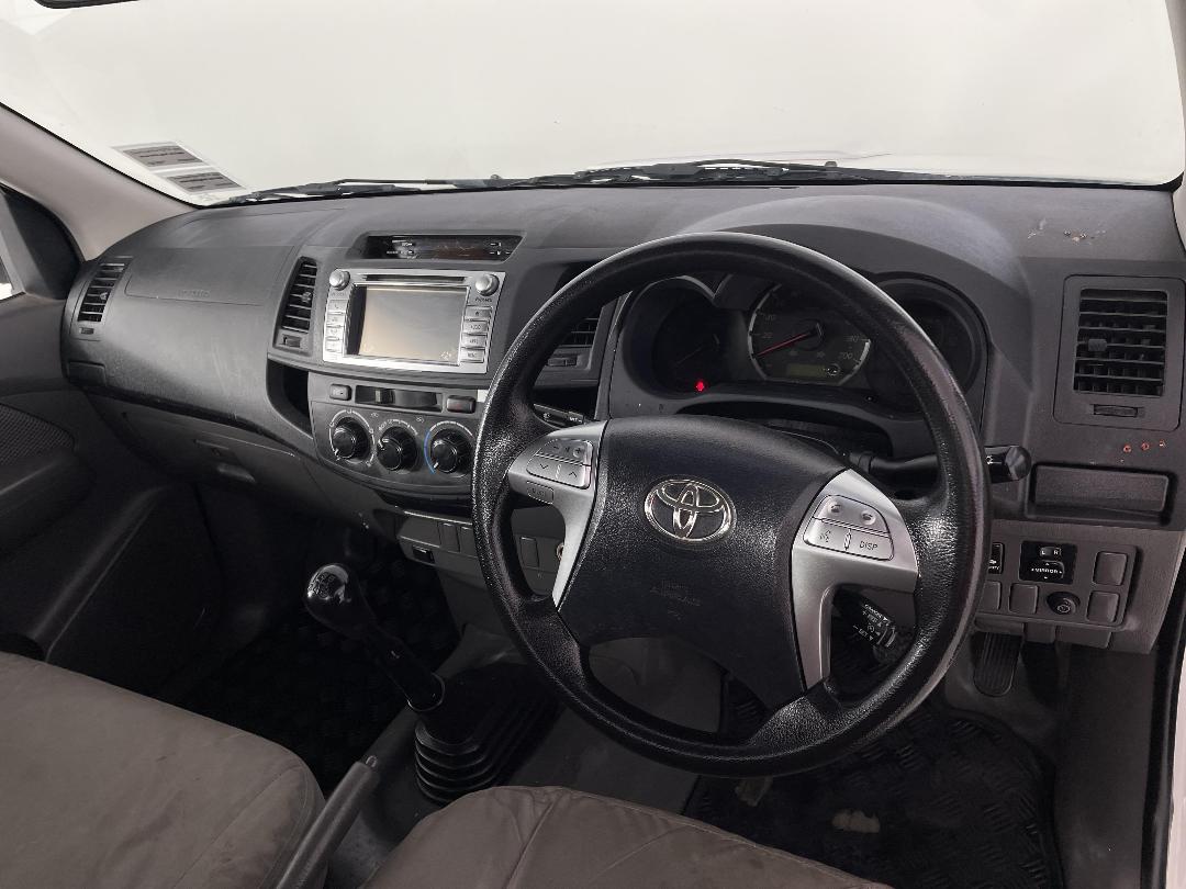 Photo '17' of Toyota Hilux Photo '17' of Toyota Hilux