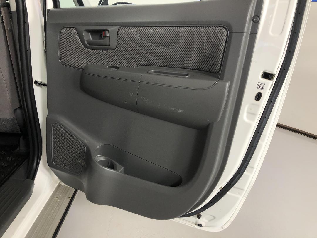 Photo '19' of Toyota Hilux Photo '19' of Toyota Hilux