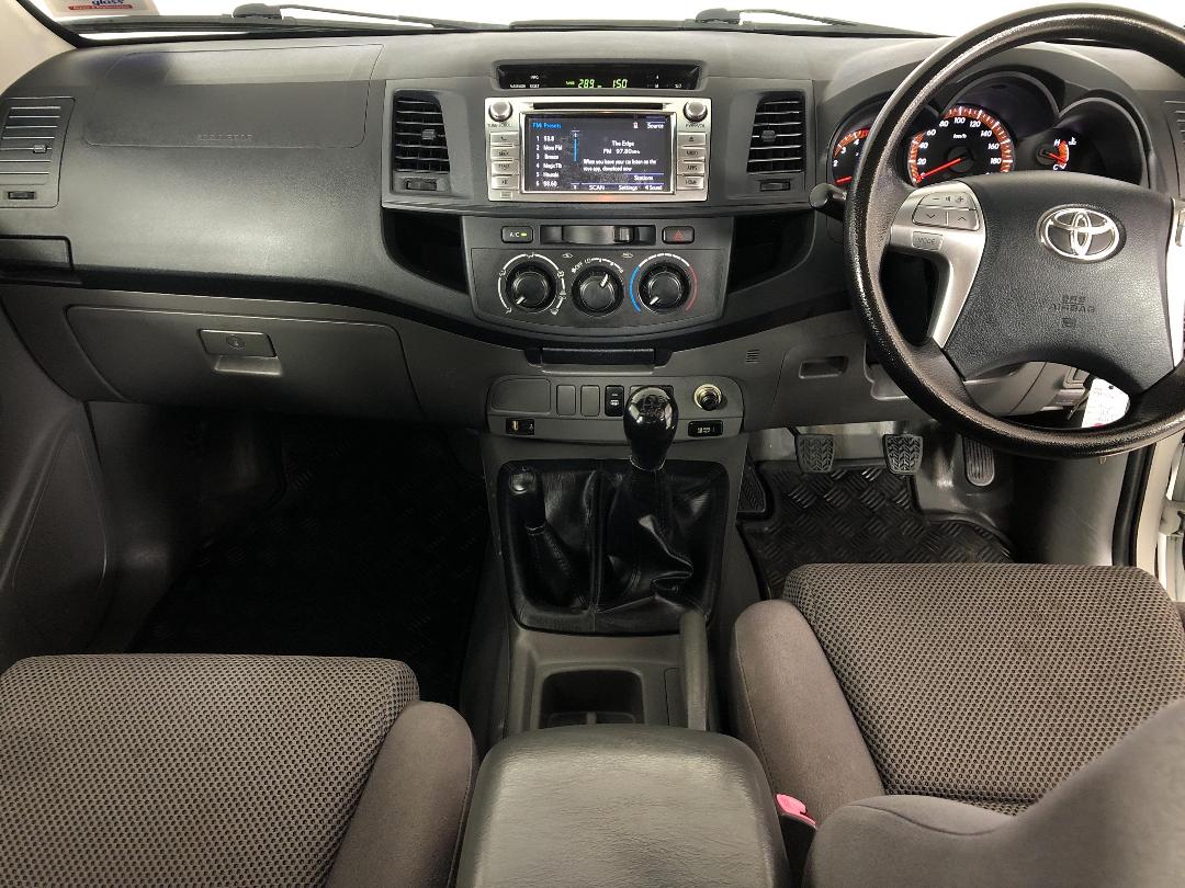 Photo '17' of Toyota Hilux Photo '17' of Toyota Hilux