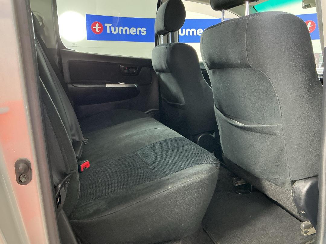 Photo '20' of Toyota Hilux