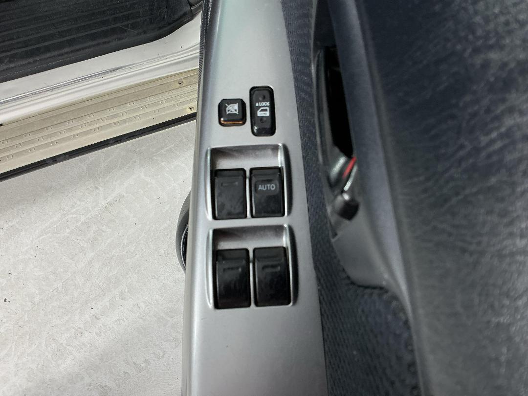 Photo '23' of Toyota Hilux