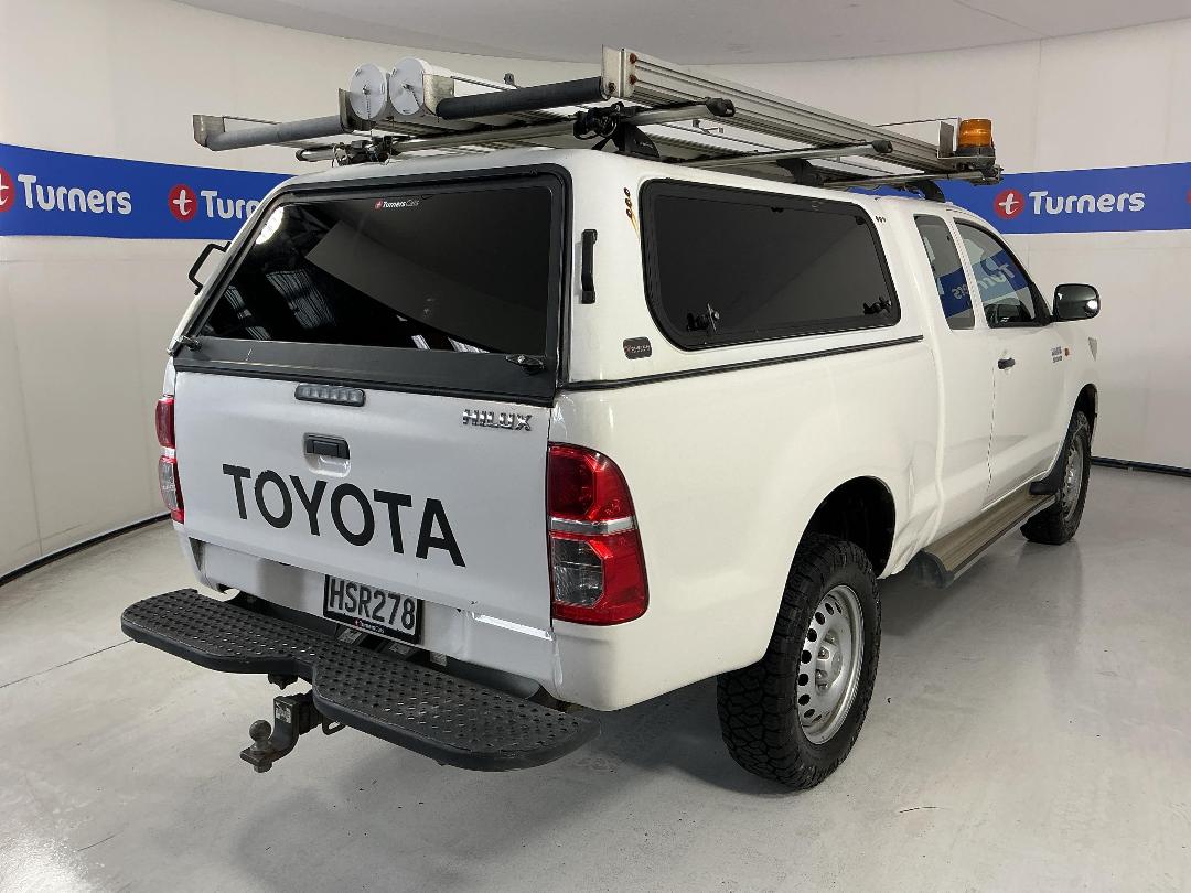 Photo '7' of Toyota Hilux Photo '7' of Toyota Hilux