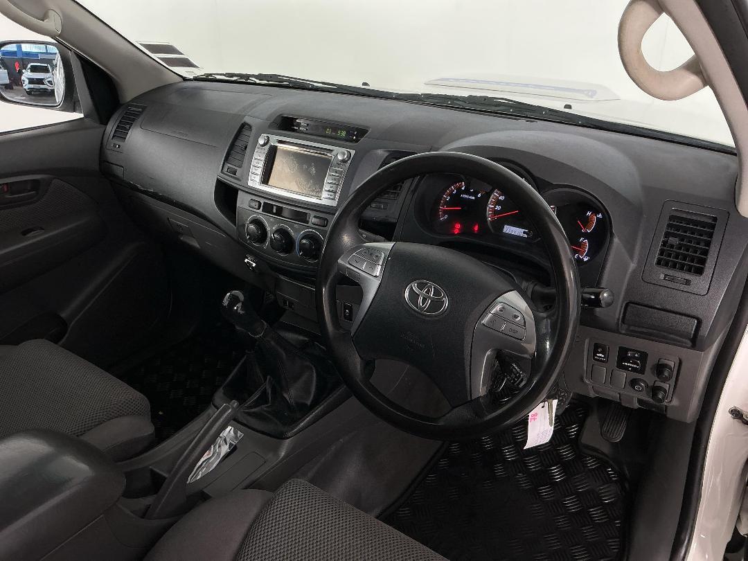 Photo '17' of Toyota Hilux Photo '17' of Toyota Hilux