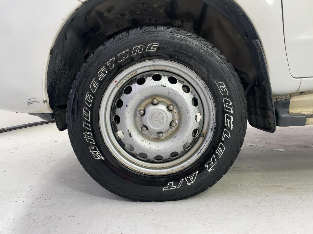 Photo '10' of Toyota Hilux