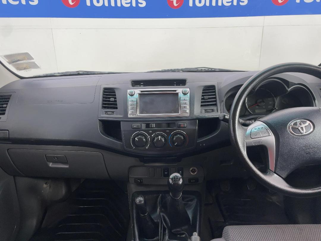 Photo '17' of Toyota Hilux