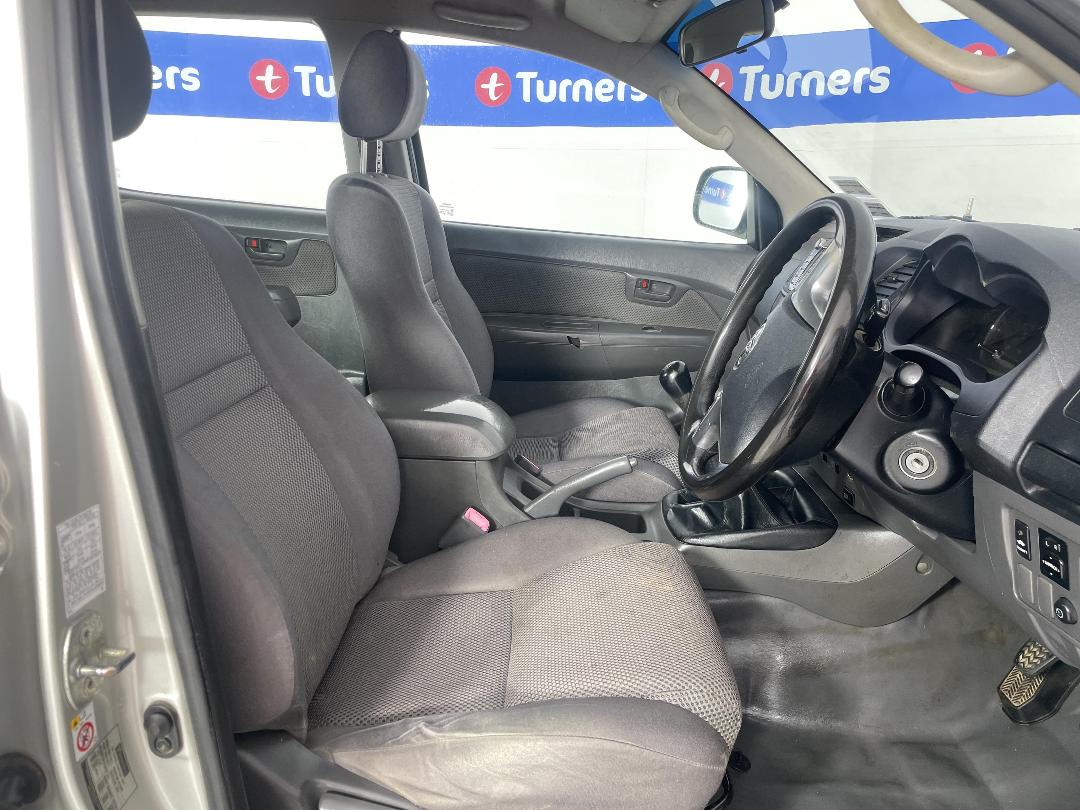 Photo '16' of Toyota Hilux Photo '16' of Toyota Hilux