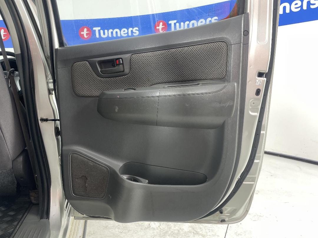 Photo '19' of Toyota Hilux Photo '19' of Toyota Hilux