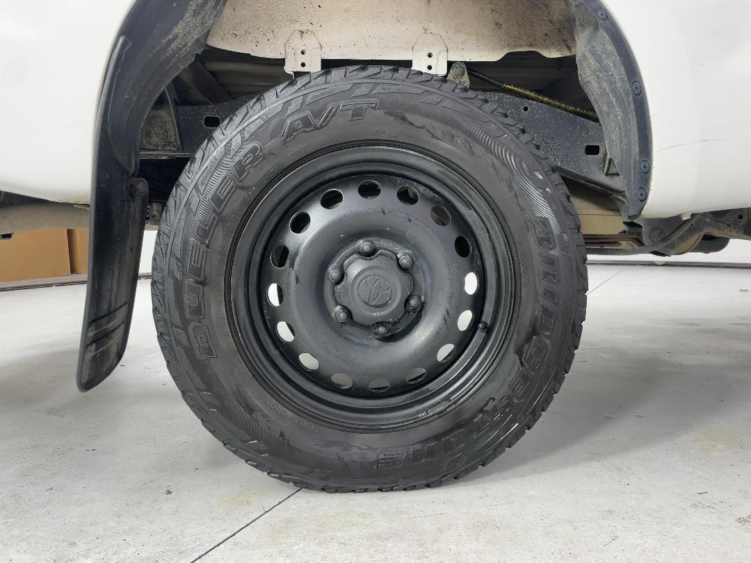 Photo '12' of Toyota Hilux Photo '12' of Toyota Hilux