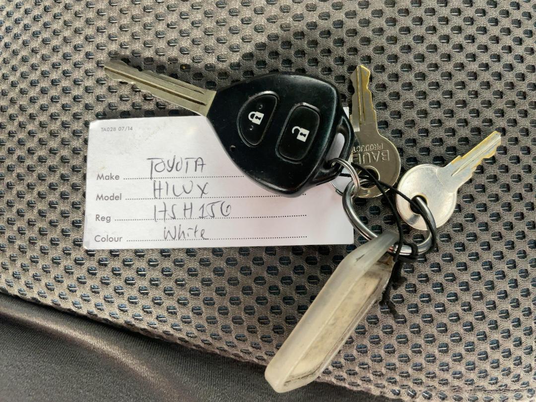 Photo '21' of Toyota Hilux Photo '21' of Toyota Hilux