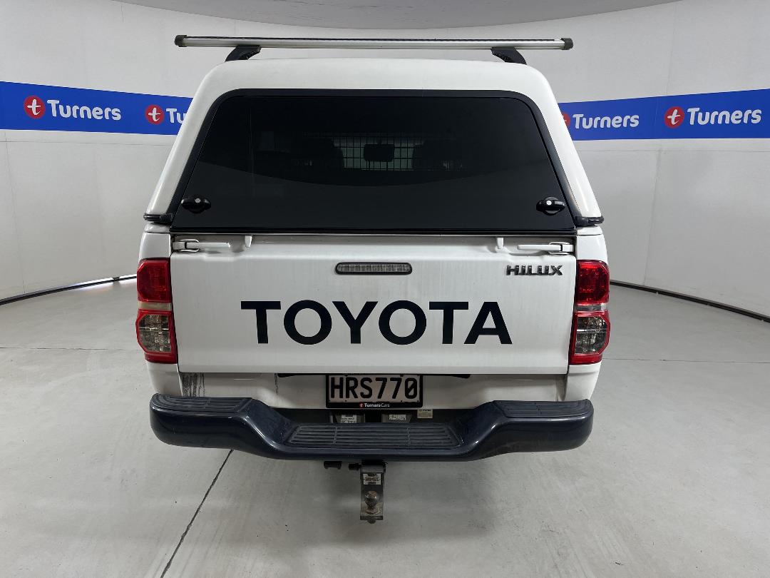 Photo '6' of Toyota Hilux