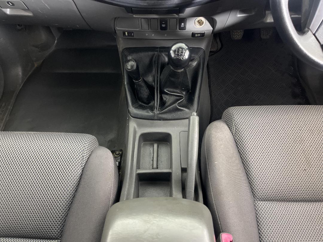 Photo '23' of Toyota Hilux