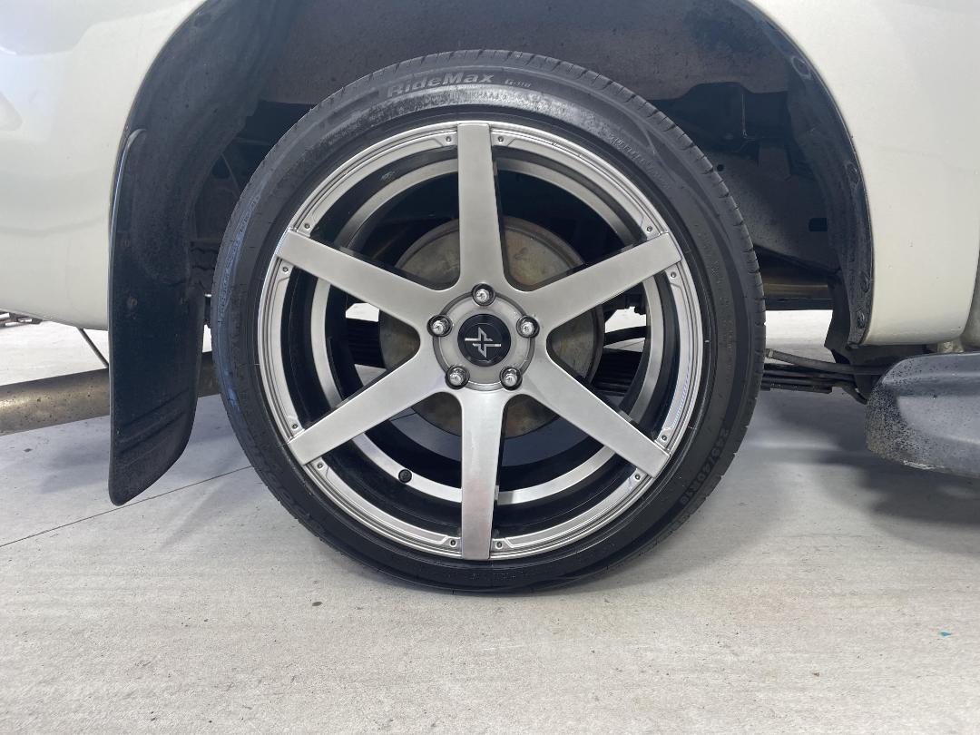 Photo '12' of Toyota Hilux Photo '12' of Toyota Hilux