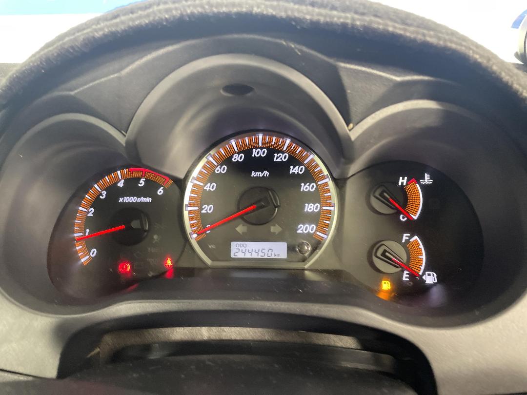 Photo '21' of Toyota Hilux Photo '21' of Toyota Hilux