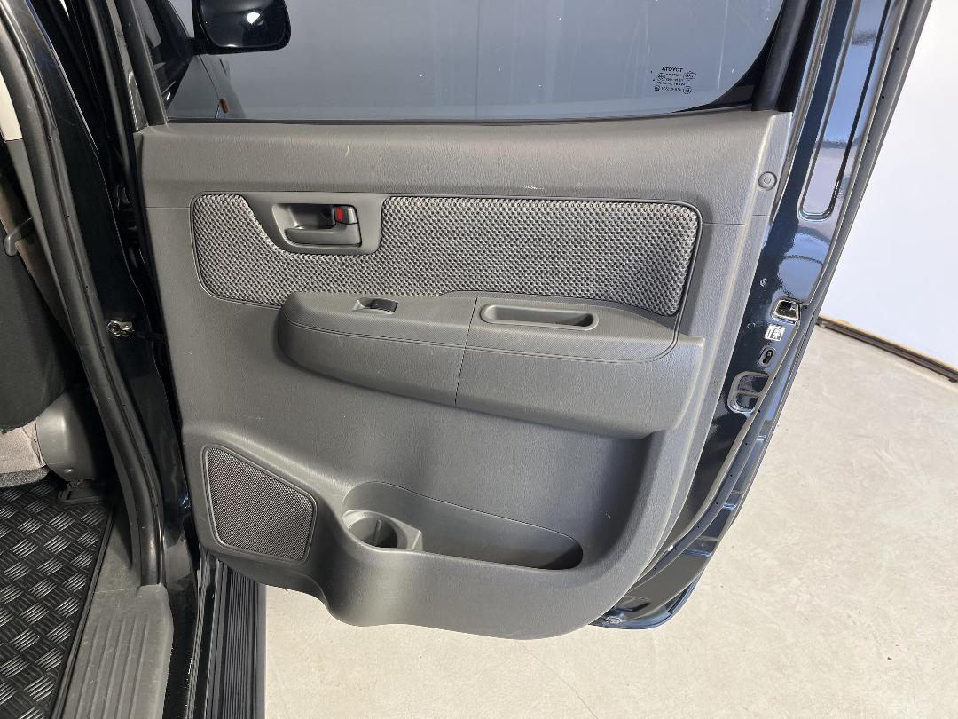 Photo '19' of Toyota Hilux