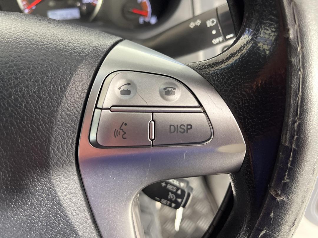 Photo '28' of Toyota Hilux