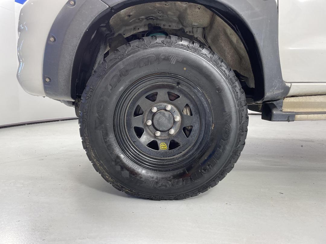 Photo '10' of Toyota Hilux