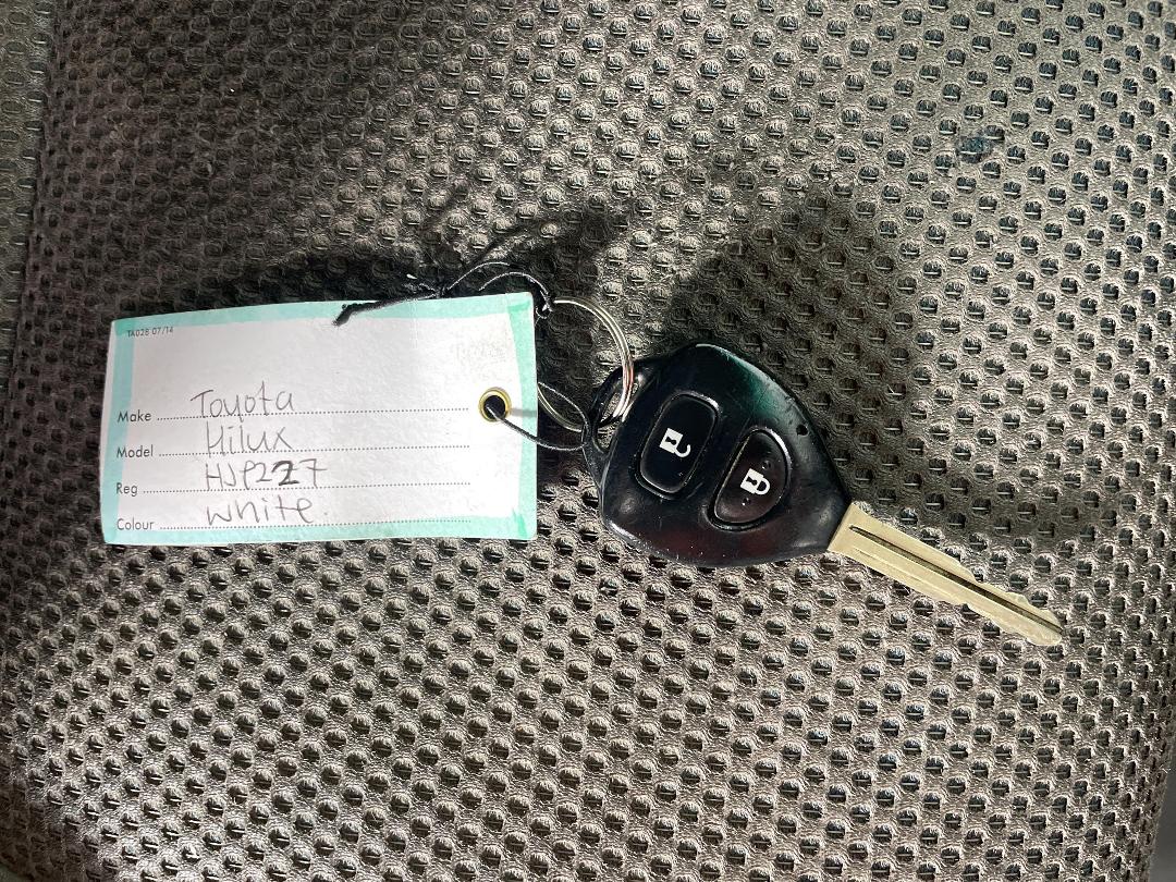 Photo '22' of Toyota Hilux