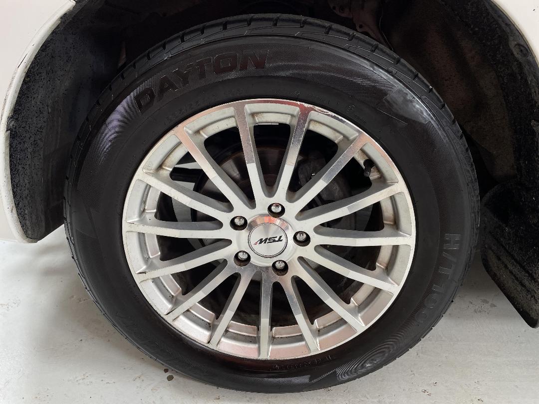 Photo '10' of Toyota Hilux