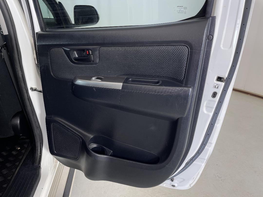 Photo '19' of Toyota Hilux