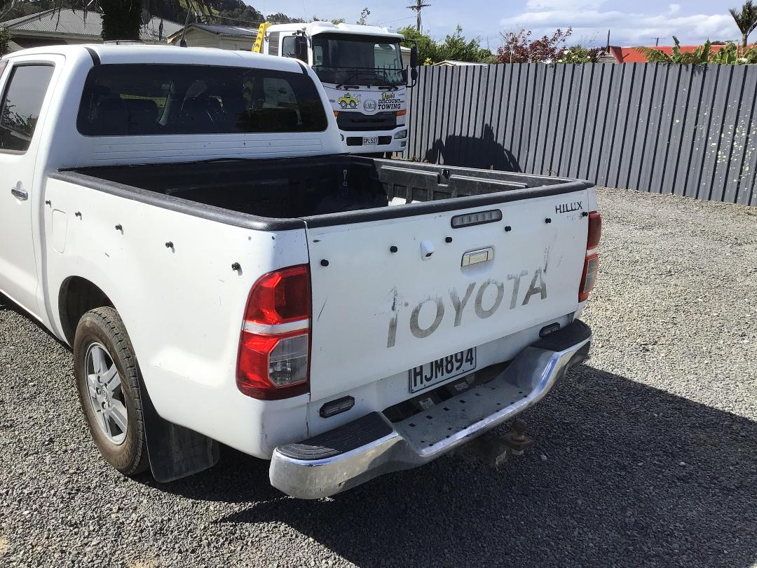 Photo '3' of Toyota Hilux SR5 DC Photo '3' of Toyota Hilux SR5 DC