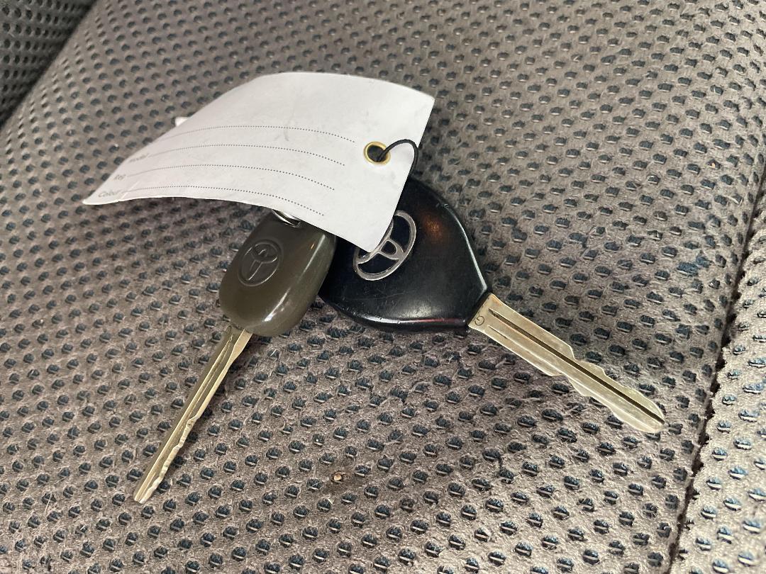 Photo '22' of Toyota Hilux