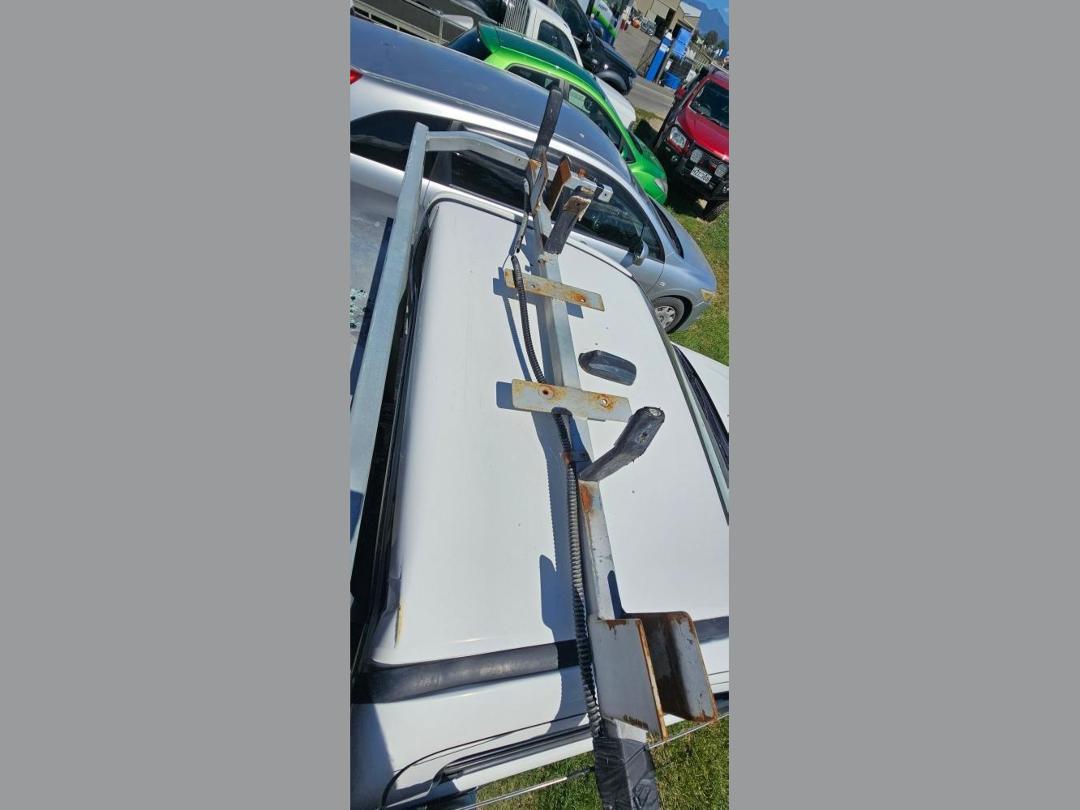 Photo '25' of Toyota Hilux TD SC/CC Photo '25' of Toyota Hilux TD SC/CC