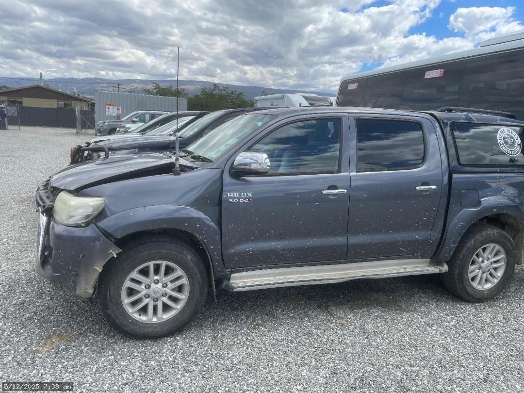 Photo '2' of Toyota Hilux SR5 TD DC Photo '2' of Toyota Hilux SR5 TD DC