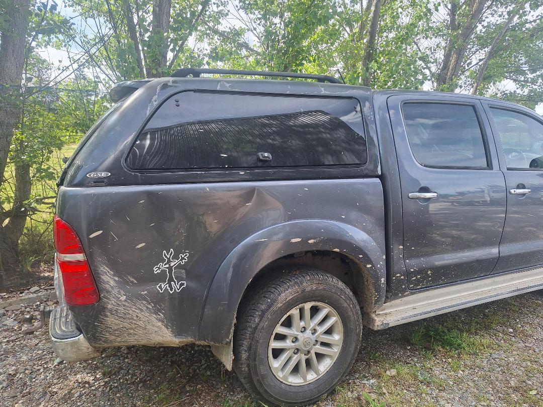 Photo '8' of Toyota Hilux SR5 TD DC Photo '8' of Toyota Hilux SR5 TD DC