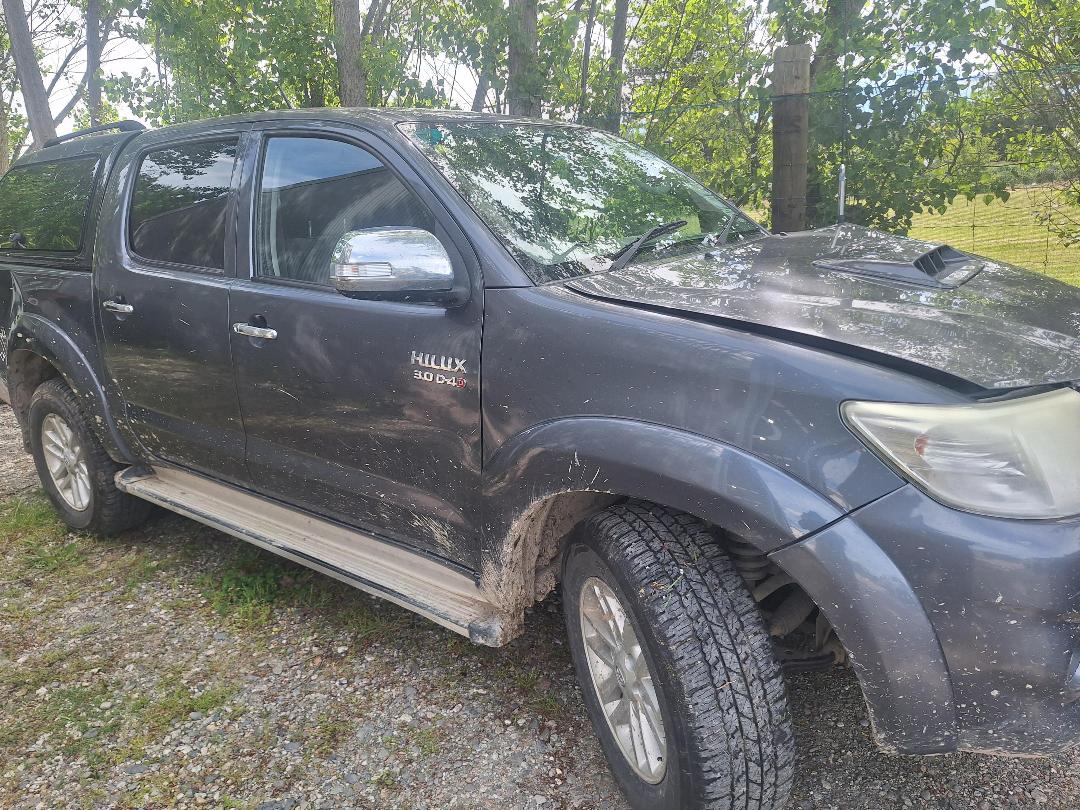 Photo '9' of Toyota Hilux SR5 TD DC Photo '9' of Toyota Hilux SR5 TD DC