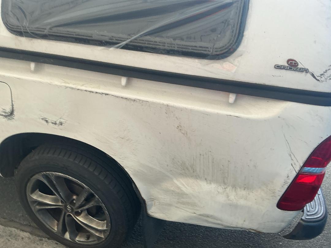 Photo '14' of Toyota Hilux TD DC